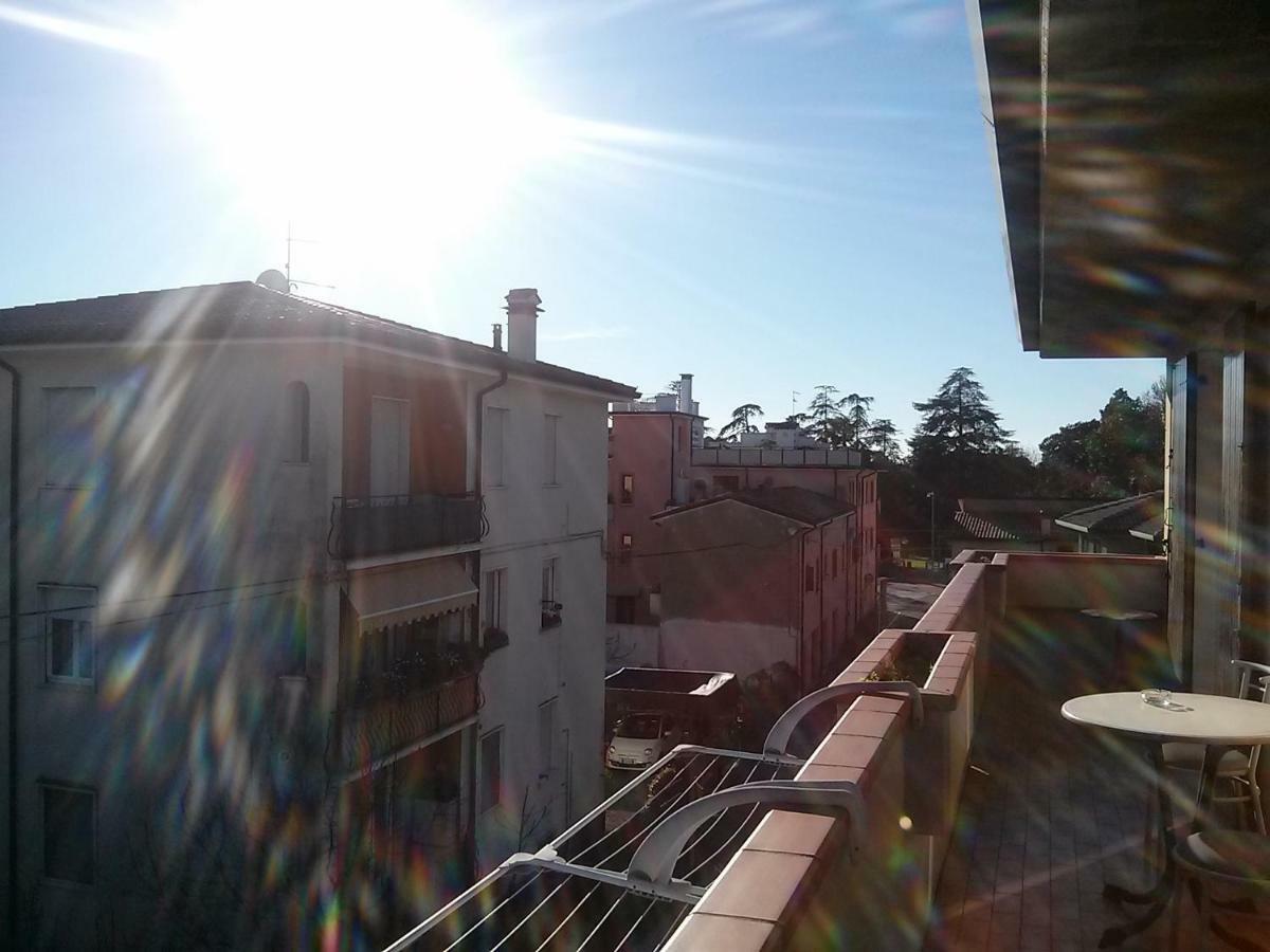New Apartment Private Parking Bardolino Buitenkant foto